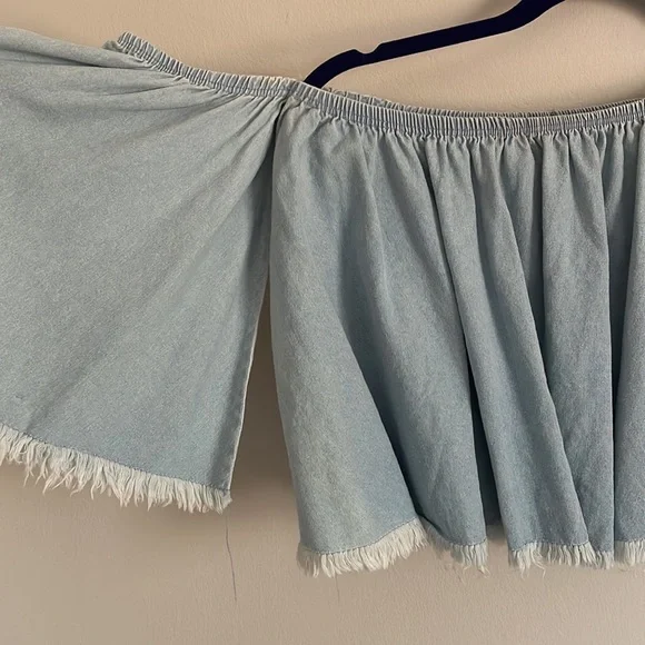 Denim off the shoulder top - Picture 2 of 5